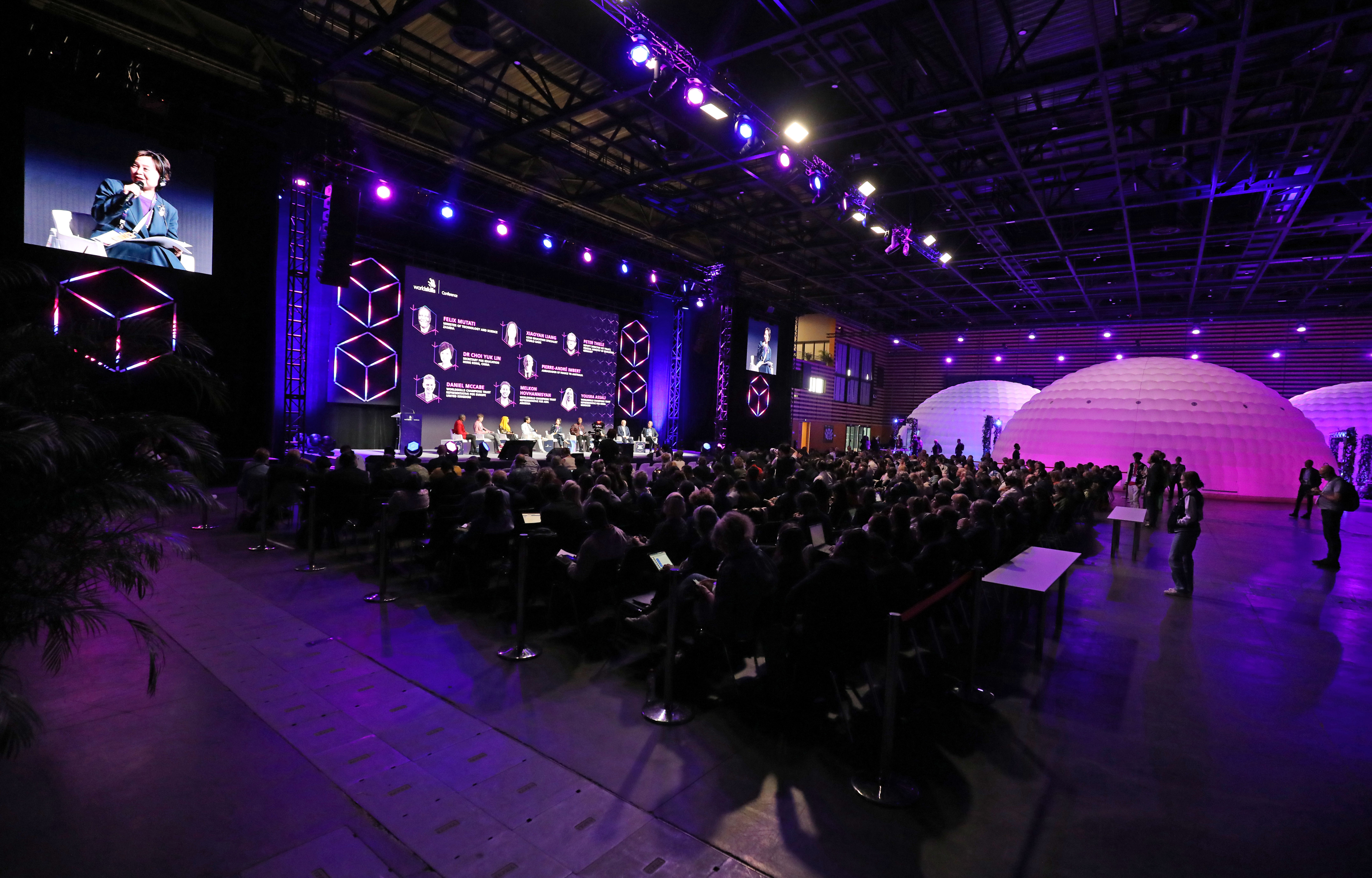 Conférence © Barbara Tournaire