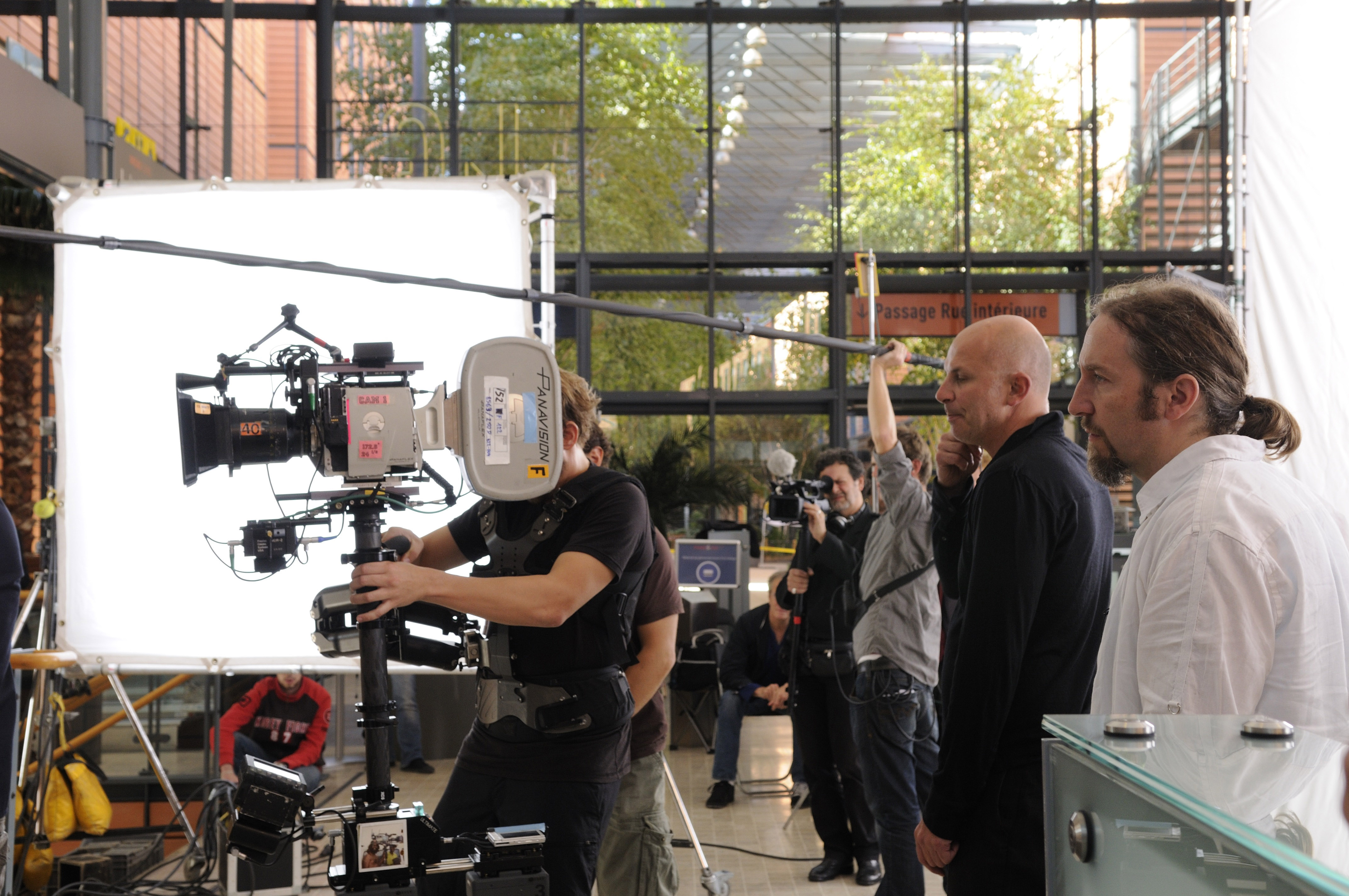 Tournage Sophie Marceau Intérieur - Hall L'Age de Raison 2010.jpg