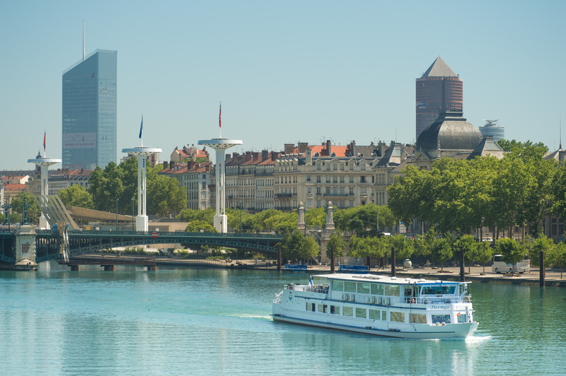 Bateau restaurant - ©Diminnik Fusina