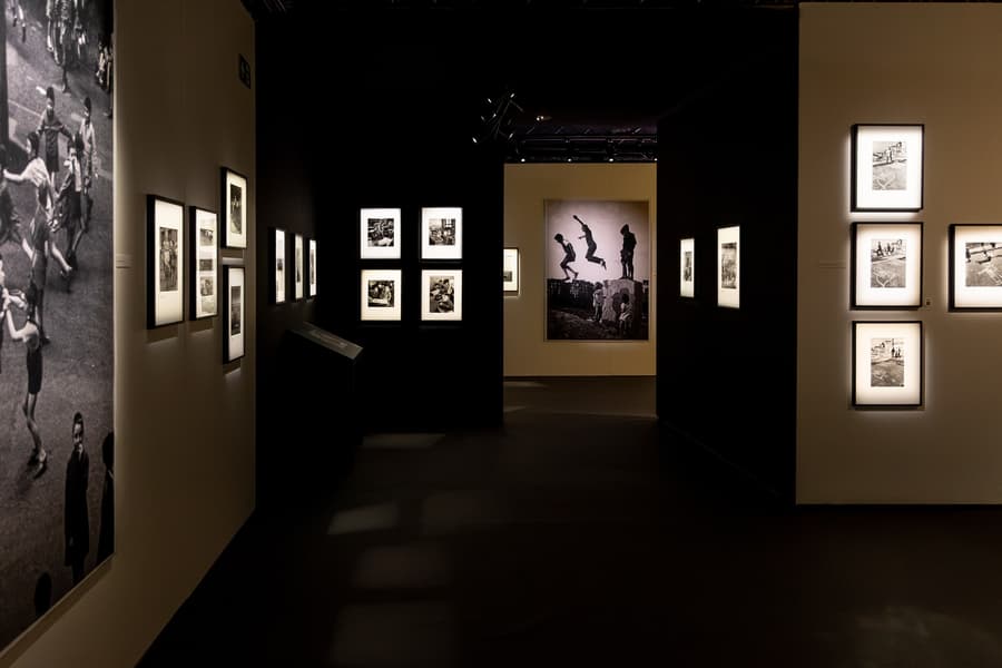 exposition doisneau - la sucriere - lyon - 2026 (3)_Fanny Gaudin_Moyen_5290.jpg